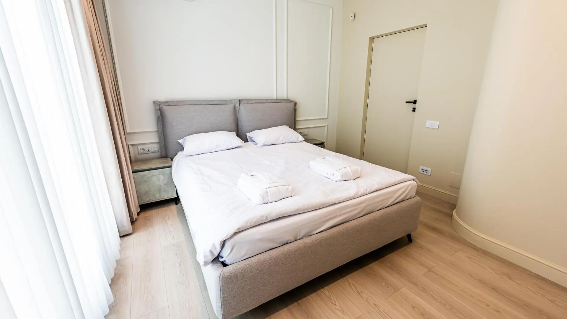 Sky Suite Near Center Bucharest